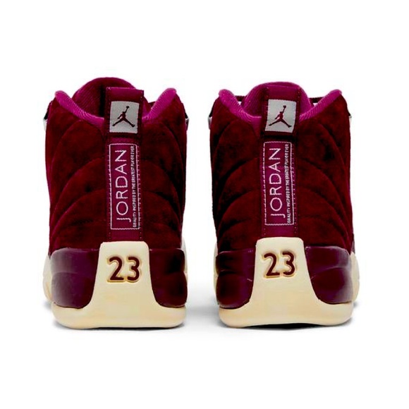 2017 AIR JORDAN 12 RETRO GS 'BORDEAUX' - Picture 4 of 5